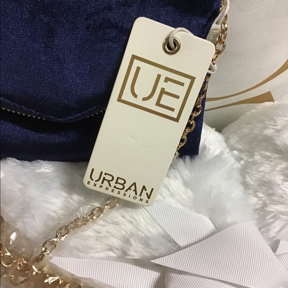 Beautiful Urban Expressions Lucy Velvet Wristlet for Women - Picture 6 of 7